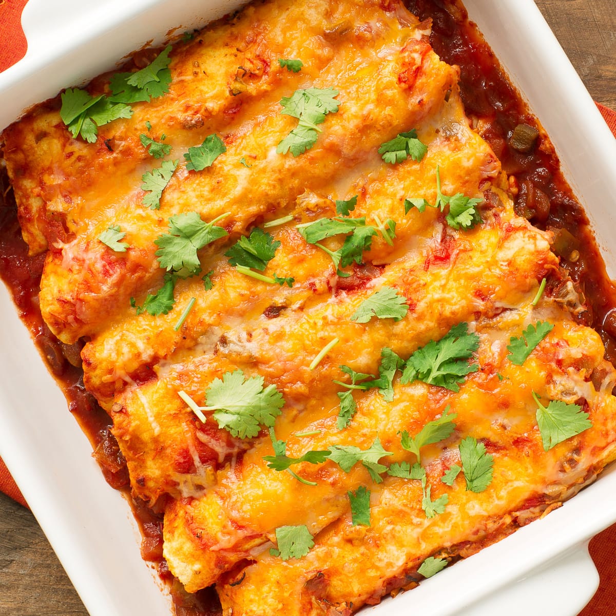 Sizzling Chicken Enchiladas: A Flavorful Fiesta for Your Palate