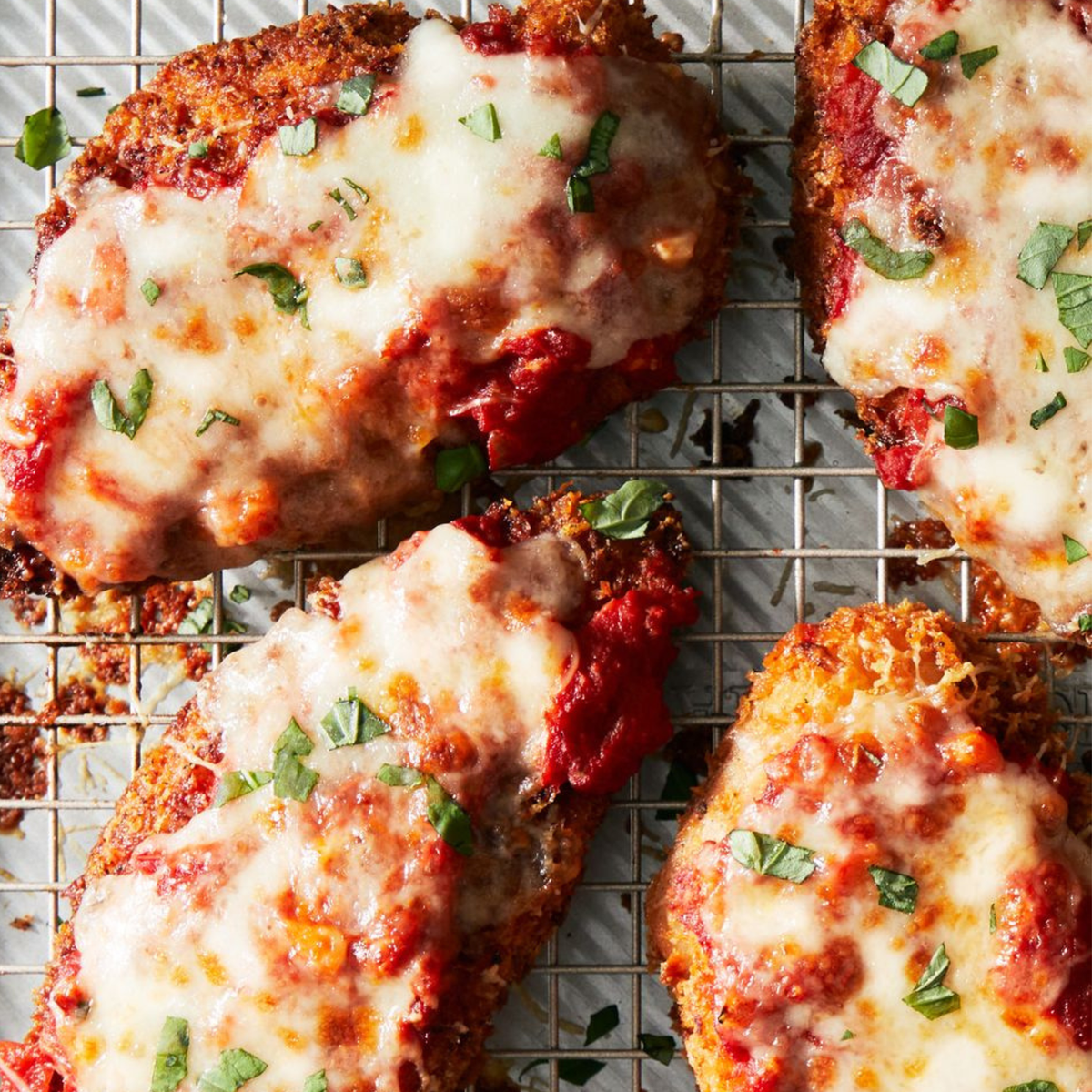 Easy Chicken Parmesan Recipe: A Classic Dish Simplified