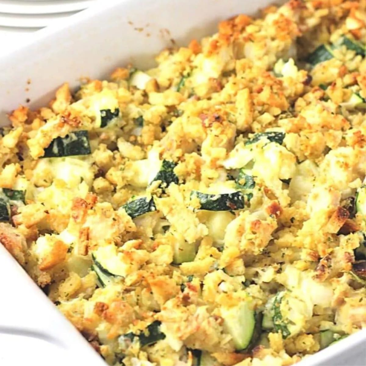 Savory Chicken Zucchini Casserole: A Cozy Family Favorite